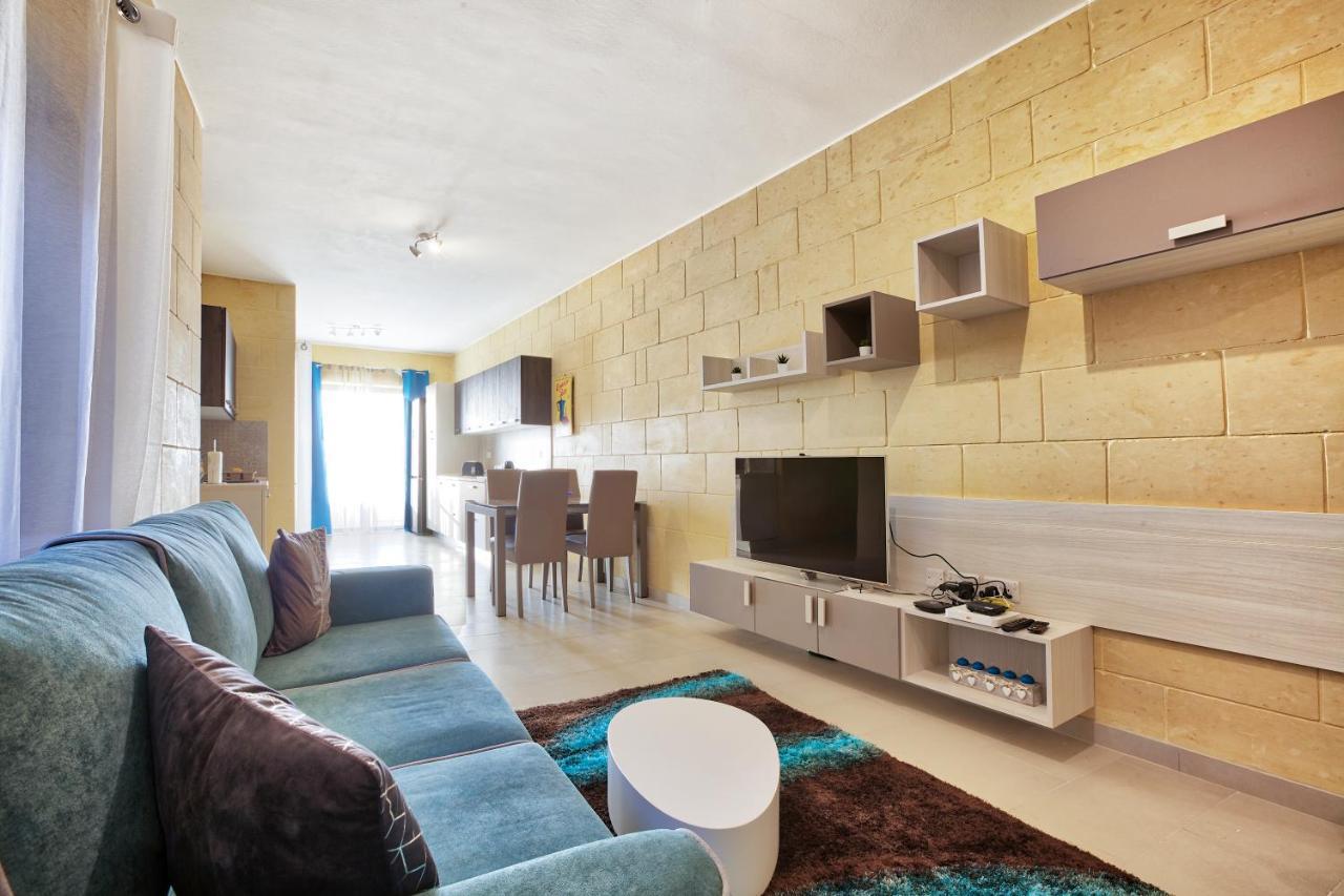 Apartamento Summer Fields Penthouse With Amazing Views Sannat Exterior foto