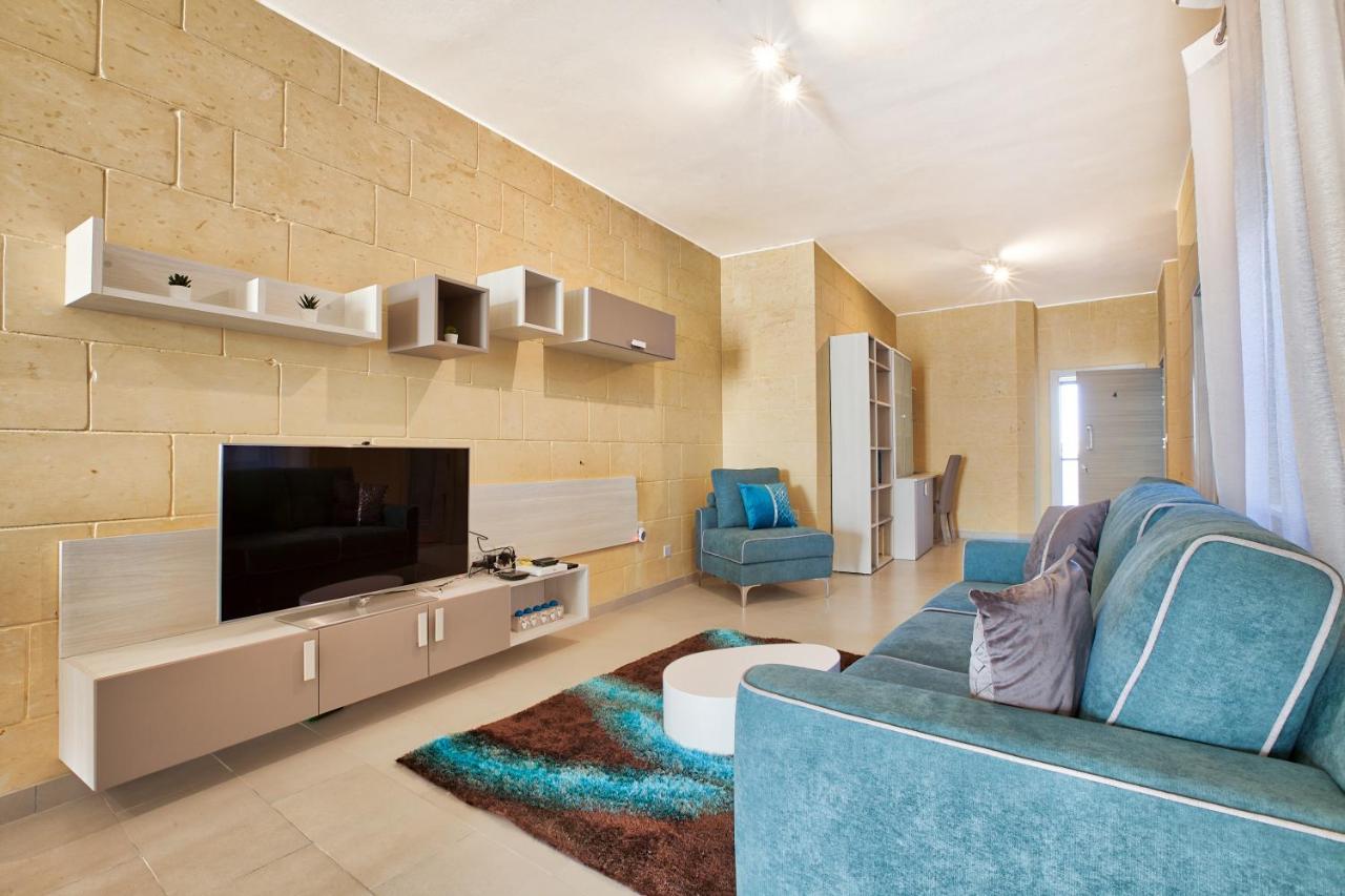 Apartamento Summer Fields Penthouse With Amazing Views Sannat Exterior foto